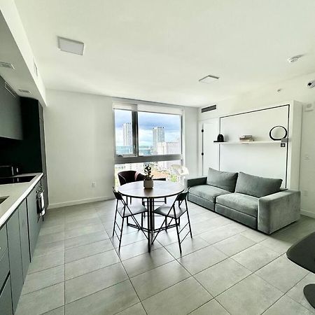 2 Bedrooms Design Condo Downtown Miami Pool And Gym ภายนอก รูปภาพ